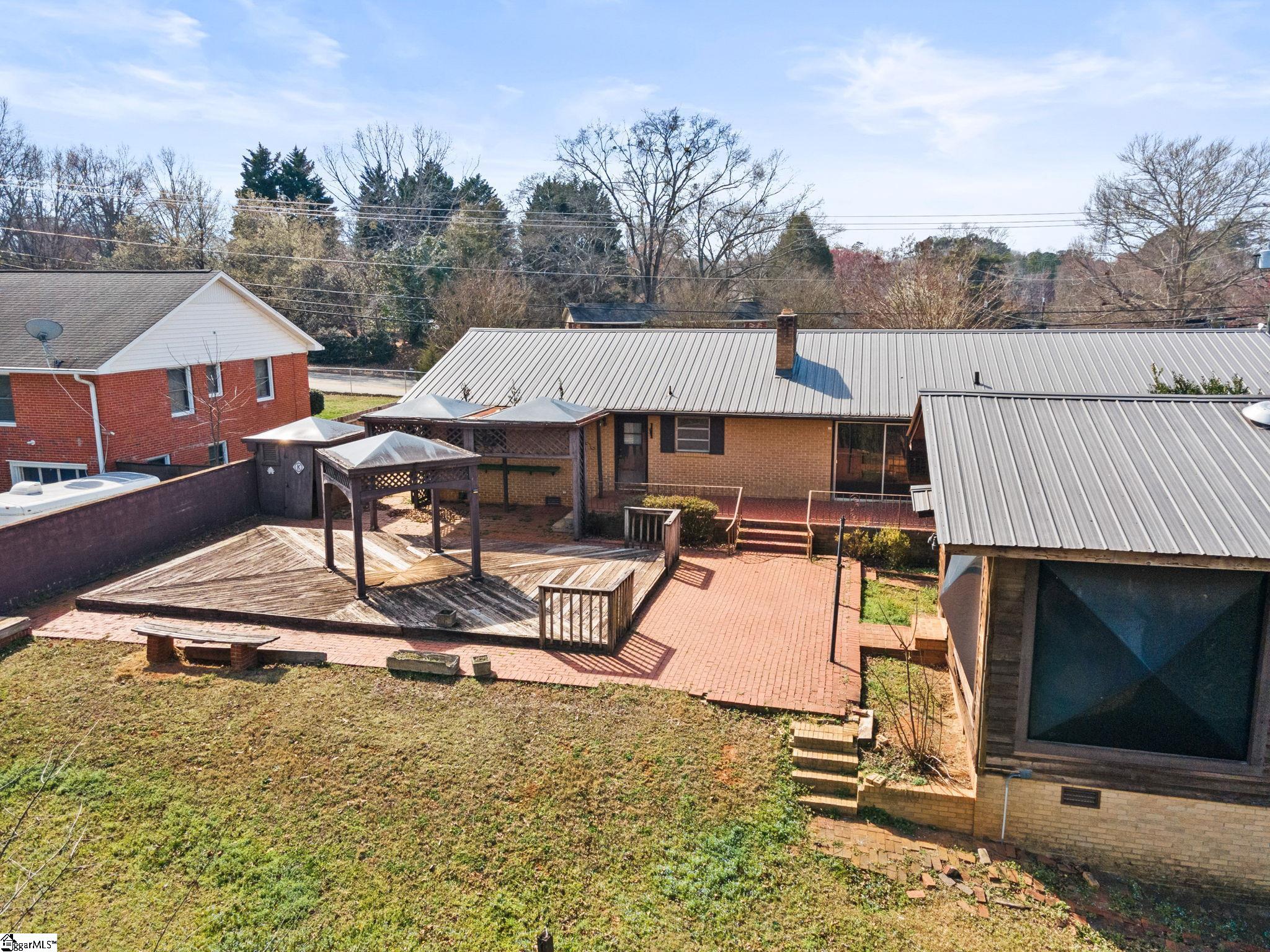 214 Hunts Bridge Road Greenville, SC 29617 - Photo 38 of 47 Gallery Image 38