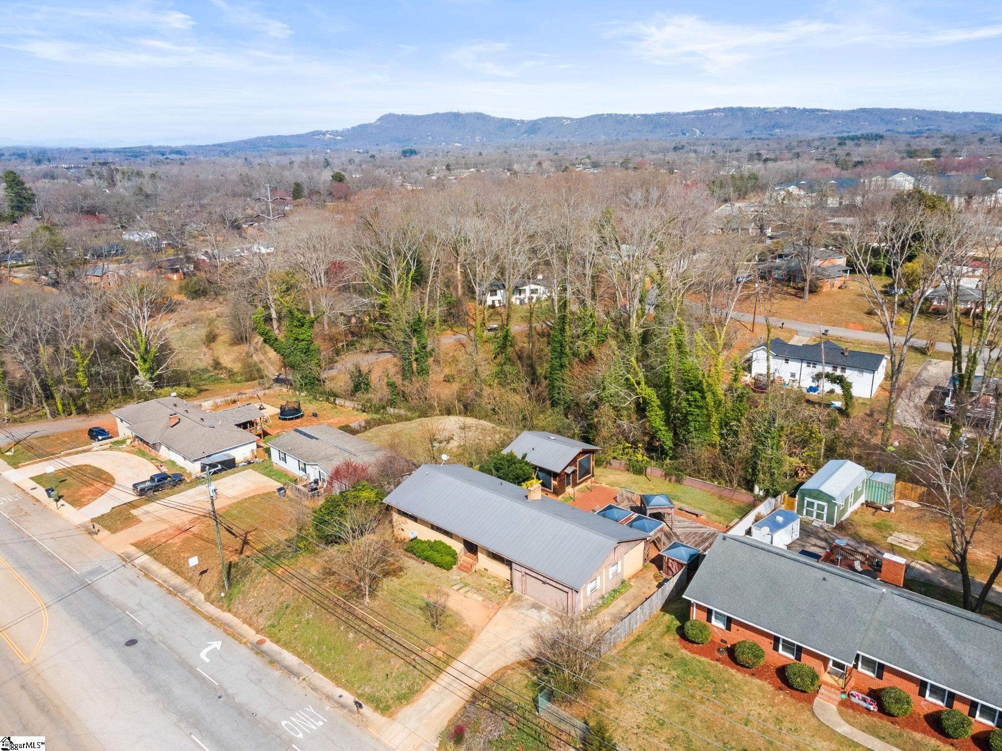 214 Hunts Bridge Road Greenville, SC 29617 - Photo 41 of 47 Gallery Image 41