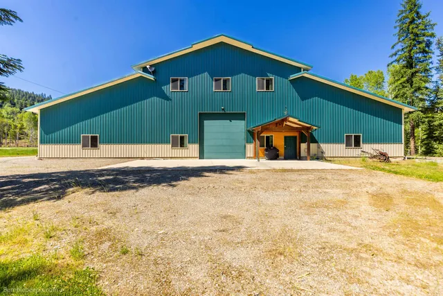 $995,000 | 393958 20th Highway, Cusick, WA 99119
