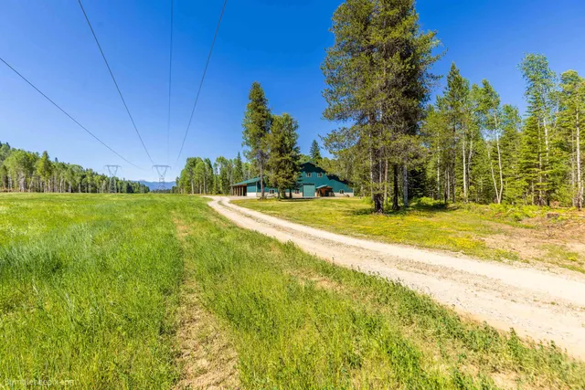 $995,000 | 393958 20th Highway, Cusick, WA 99119