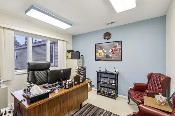 $250,000 | 13315 Old Western Avenue, Blue Island, IL 60406