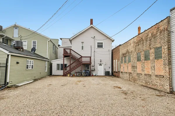 $250,000 | 13315 Old Western Avenue, Blue Island, IL 60406