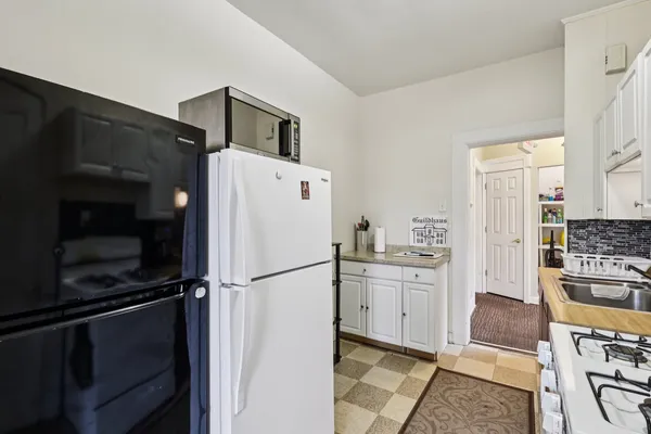 $250,000 | 13315 Old Western Avenue, Blue Island, IL 60406