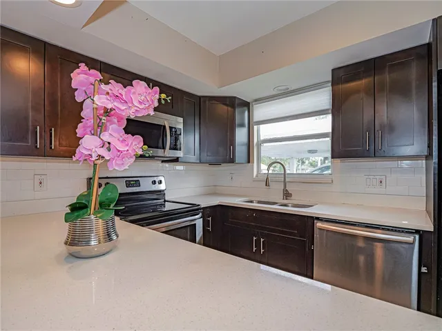 $474,000 | 13867 Eastpointe Way, West Palm Beach, FL 33418