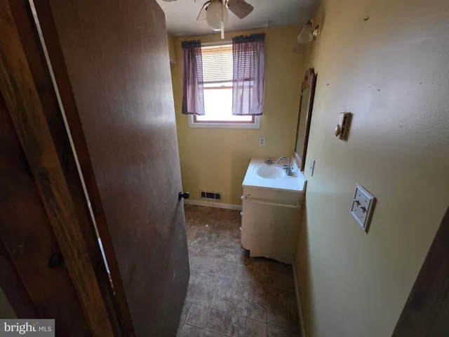 $189,995 | 205 Shaversville Circle, McVeytown, PA 17051