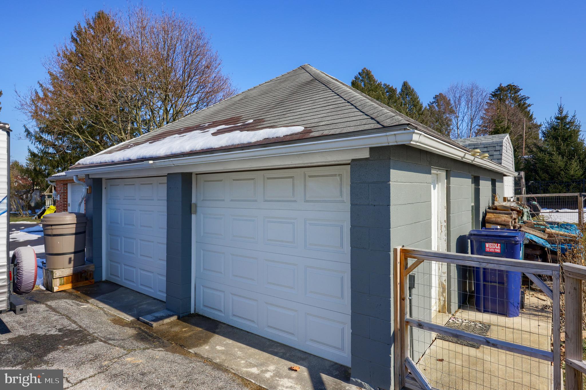 1240 Colebrook Road Lebanon, PA 17042 - Photo 11 of 40 Detached 2-car garage