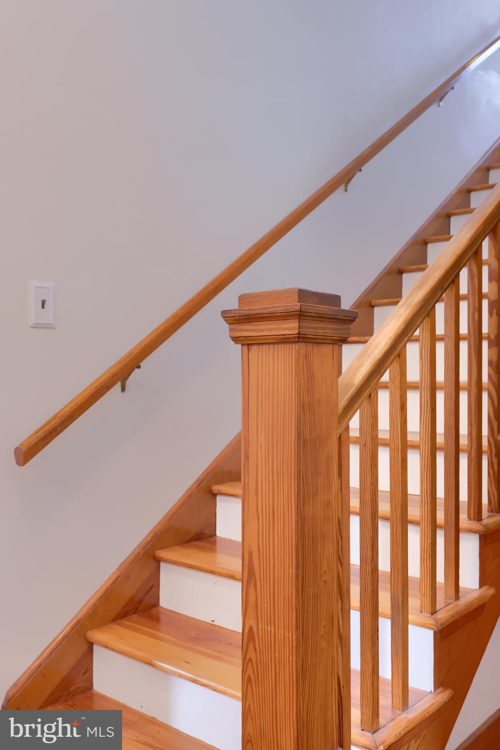 1240 Colebrook Road Lebanon, PA 17042 - Photo 18 of 40 Beautiful wood details