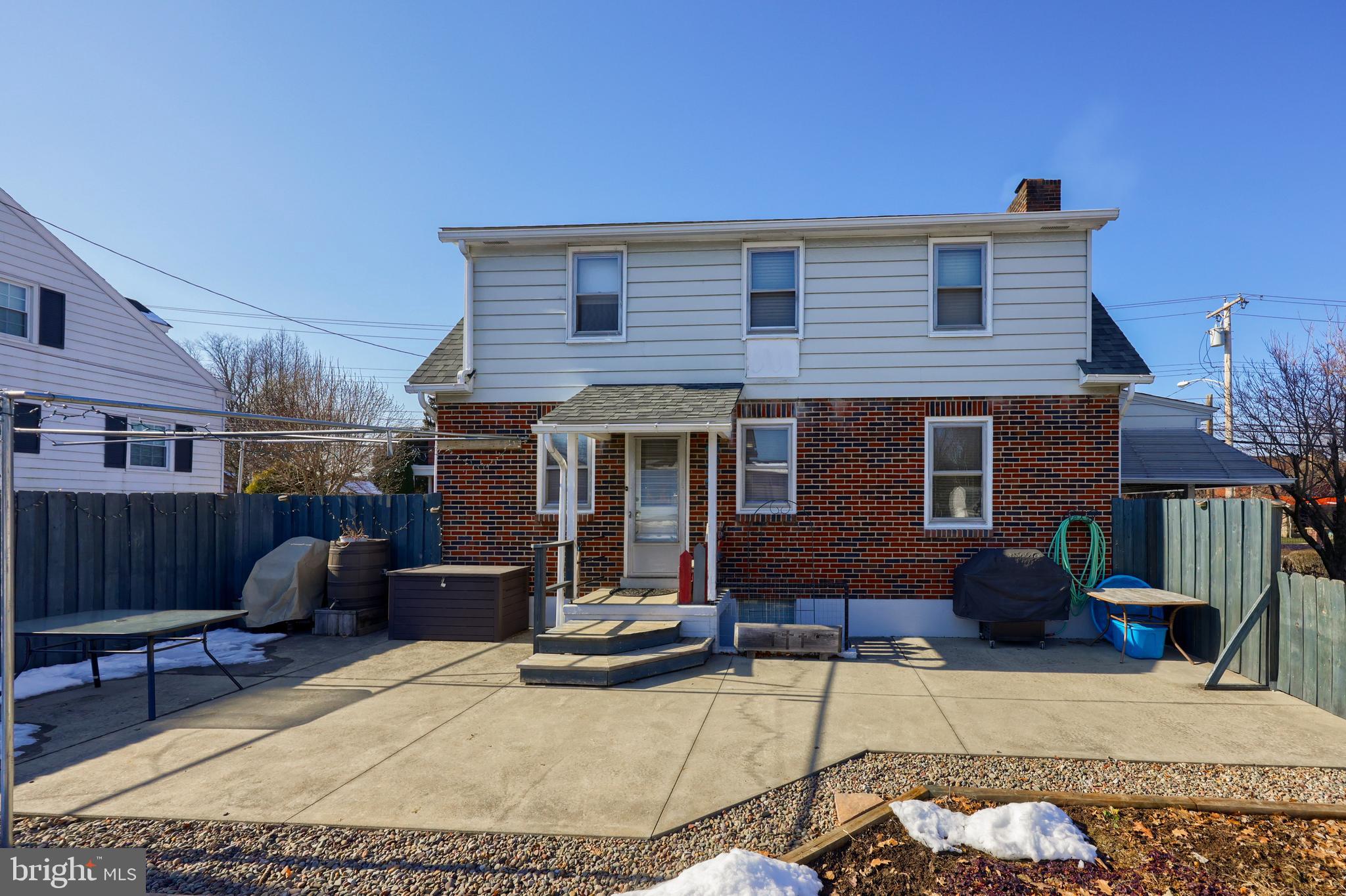 1240 Colebrook Road Lebanon, PA 17042 - Photo 8 of 40 Patio