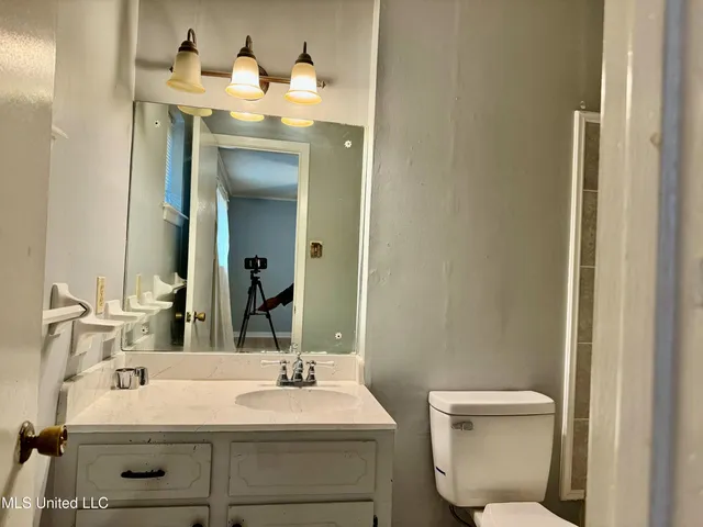 $133,000 | 123 Fairoaks Drive, Jackson, MS 39212