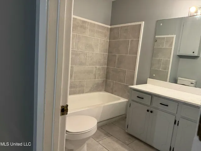 $133,000 | 123 Fairoaks Drive, Jackson, MS 39212