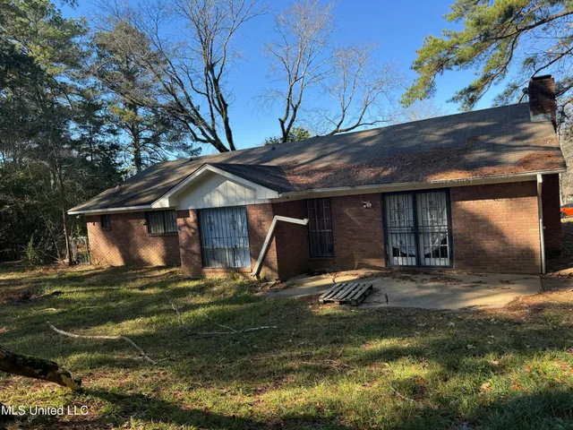 $133,000 | 123 Fairoaks Drive, Jackson, MS 39212