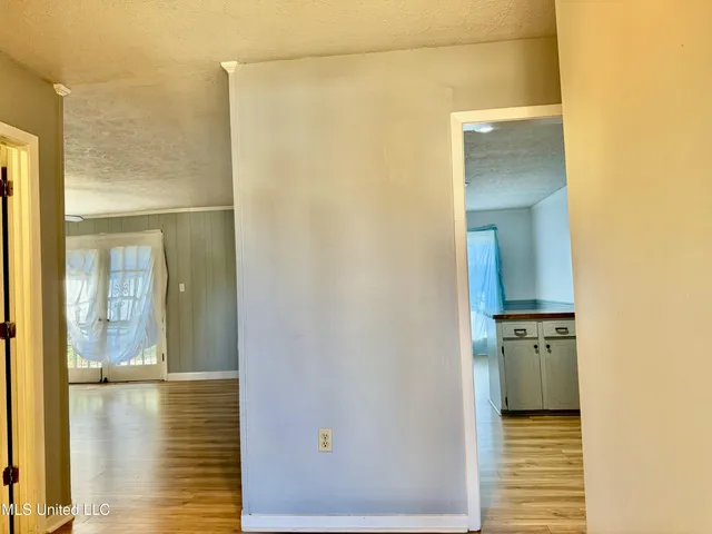 $133,000 | 123 Fairoaks Drive, Jackson, MS 39212