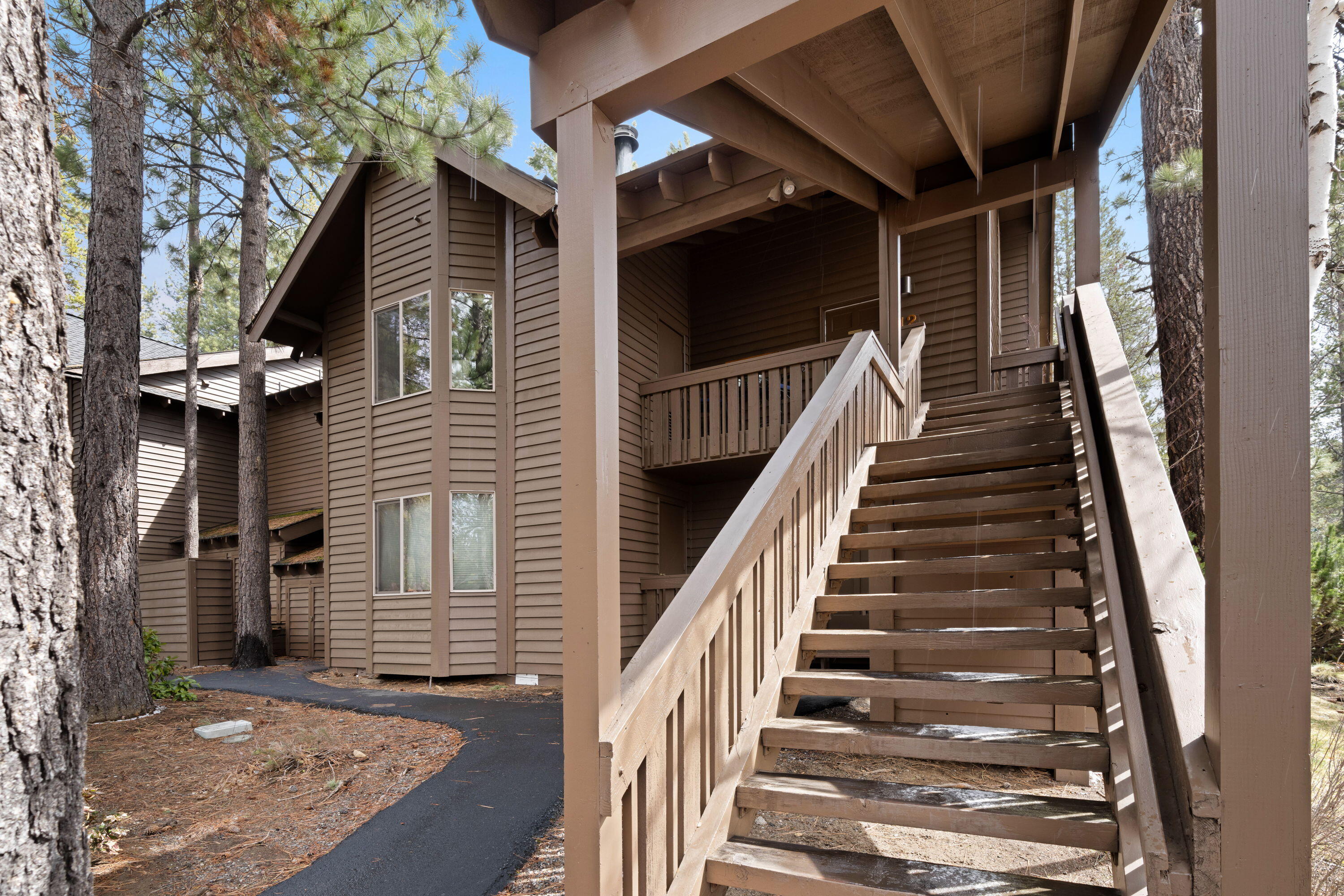 57326 Beaver Ridge Loop, Unit 12 Sunriver, OR 97707 - Photo 3 of 33
