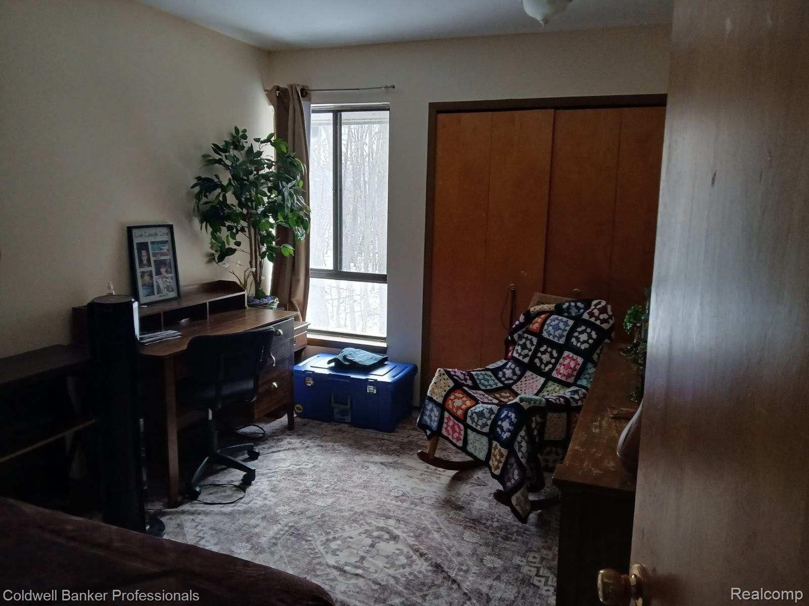 1423 Oakbrook E Drive Rochester, MI 48307 - Photo 12 of 16 Gallery Image 12