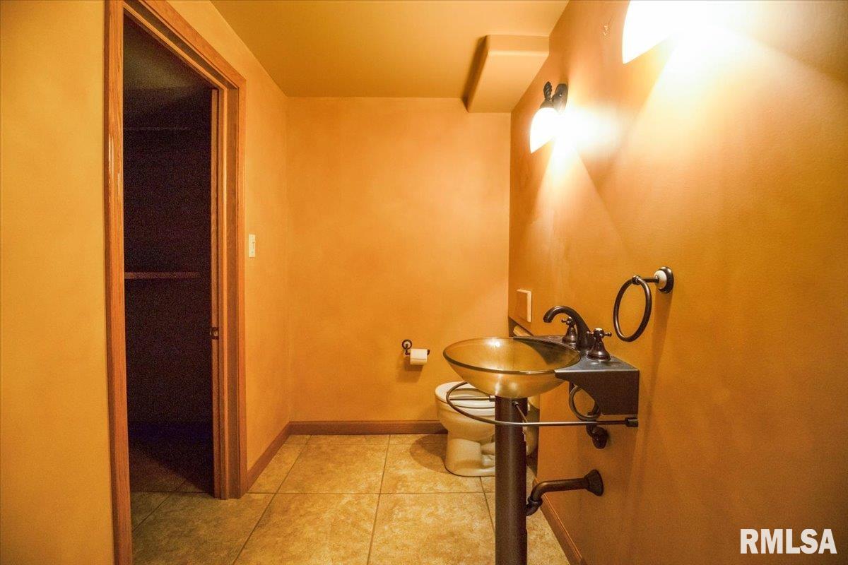 2159 Cherry Road Springfield, IL 62704 - Photo 36 of 42
