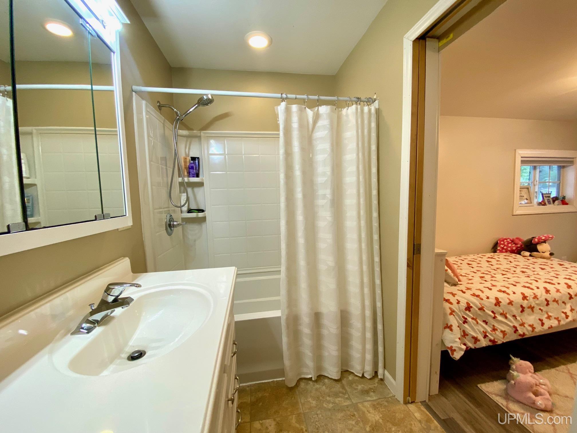 740 Willow Road Marquette, MI 49855 - Photo 35 of 67 Gallery Image 35