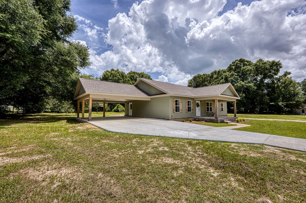 1007 West Deere Street Geneva, AL 36340 - Photo 2 of 38