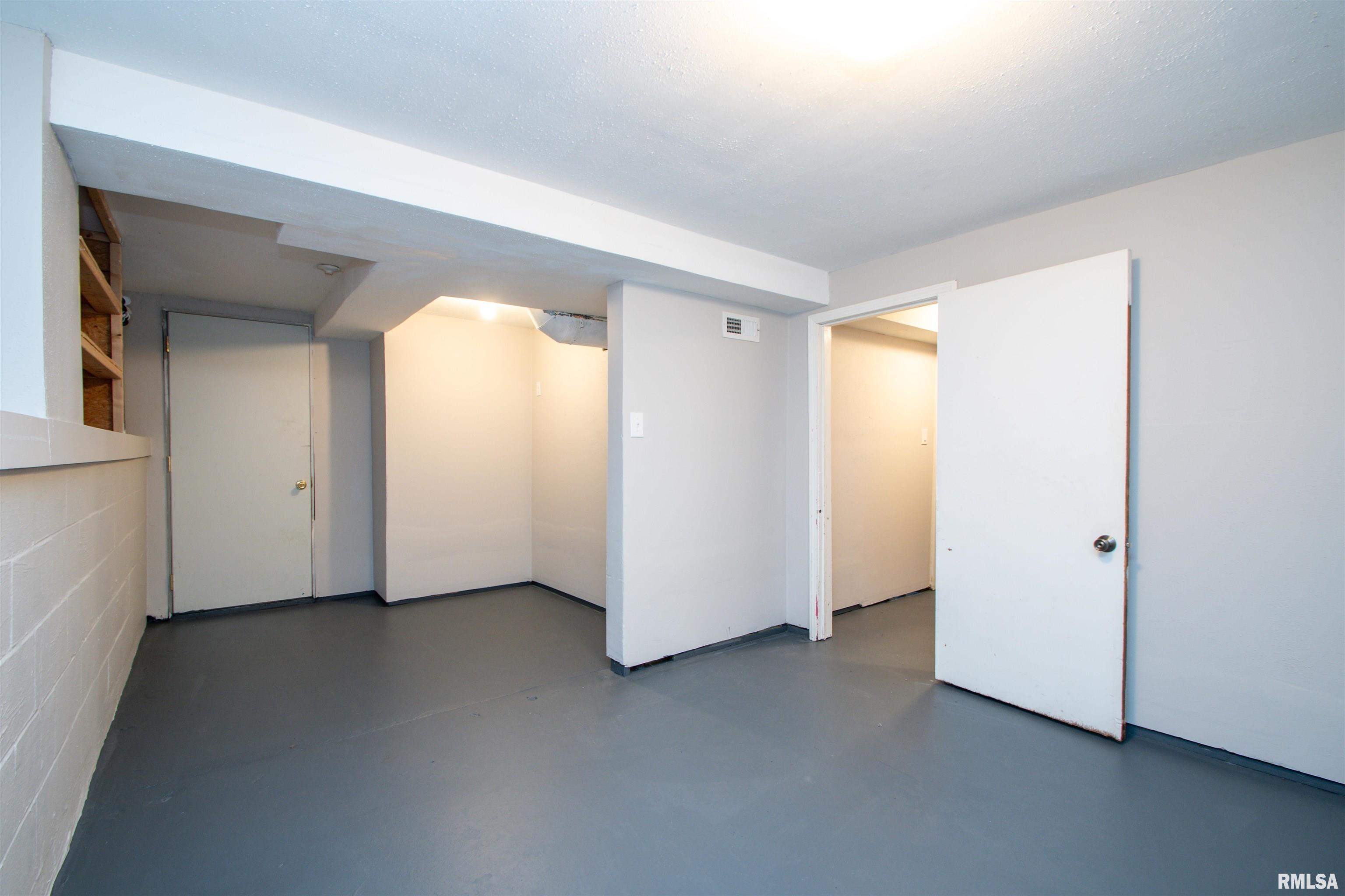625 North Tower Road Peoria, IL 61604 - Photo 32 of 36 Gallery Image 32