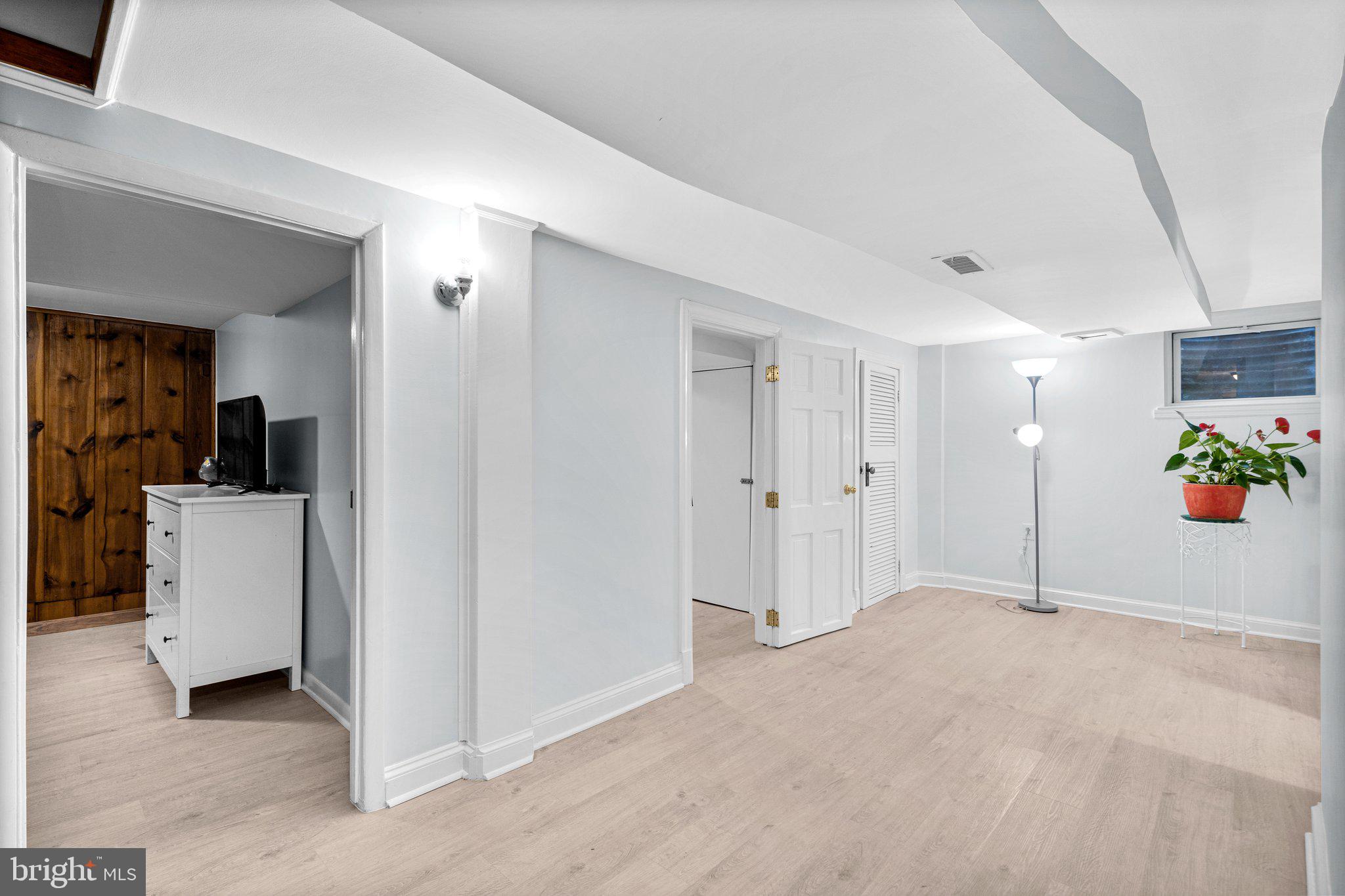 9930 Moss Avenue Silver Spring, MD 20901 - Photo 18 of 28 Gallery Image 18