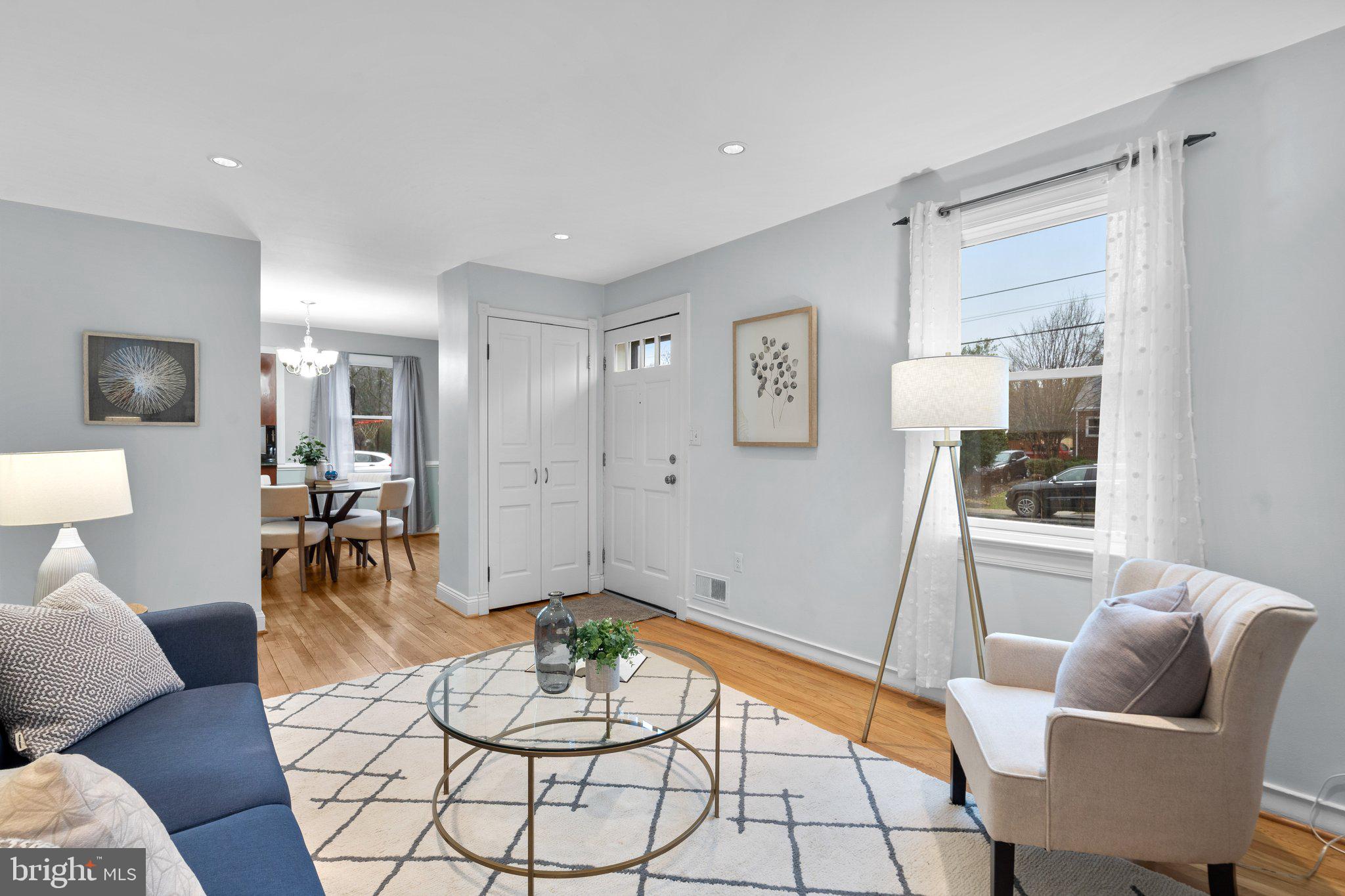 9930 Moss Avenue Silver Spring, MD 20901 - Photo 6 of 28 Gallery Image 6