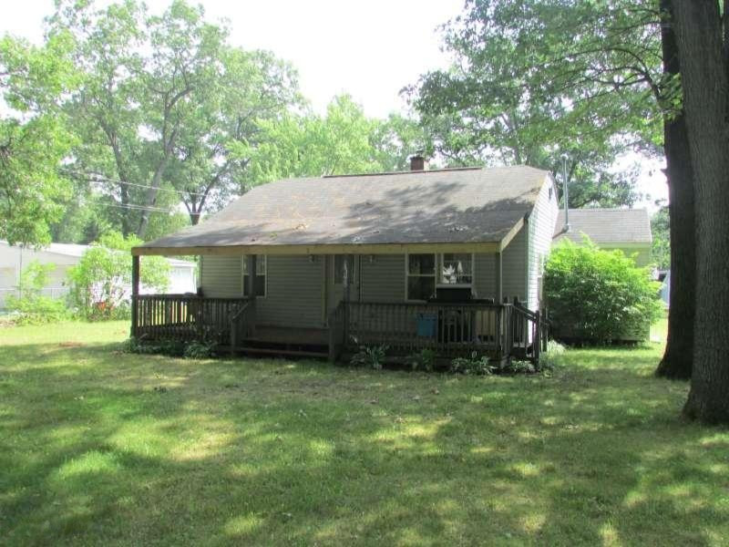 1348 South Bolen Road Muskegon, MI 49442 - Photo 1 of 7 IMG_1566-800