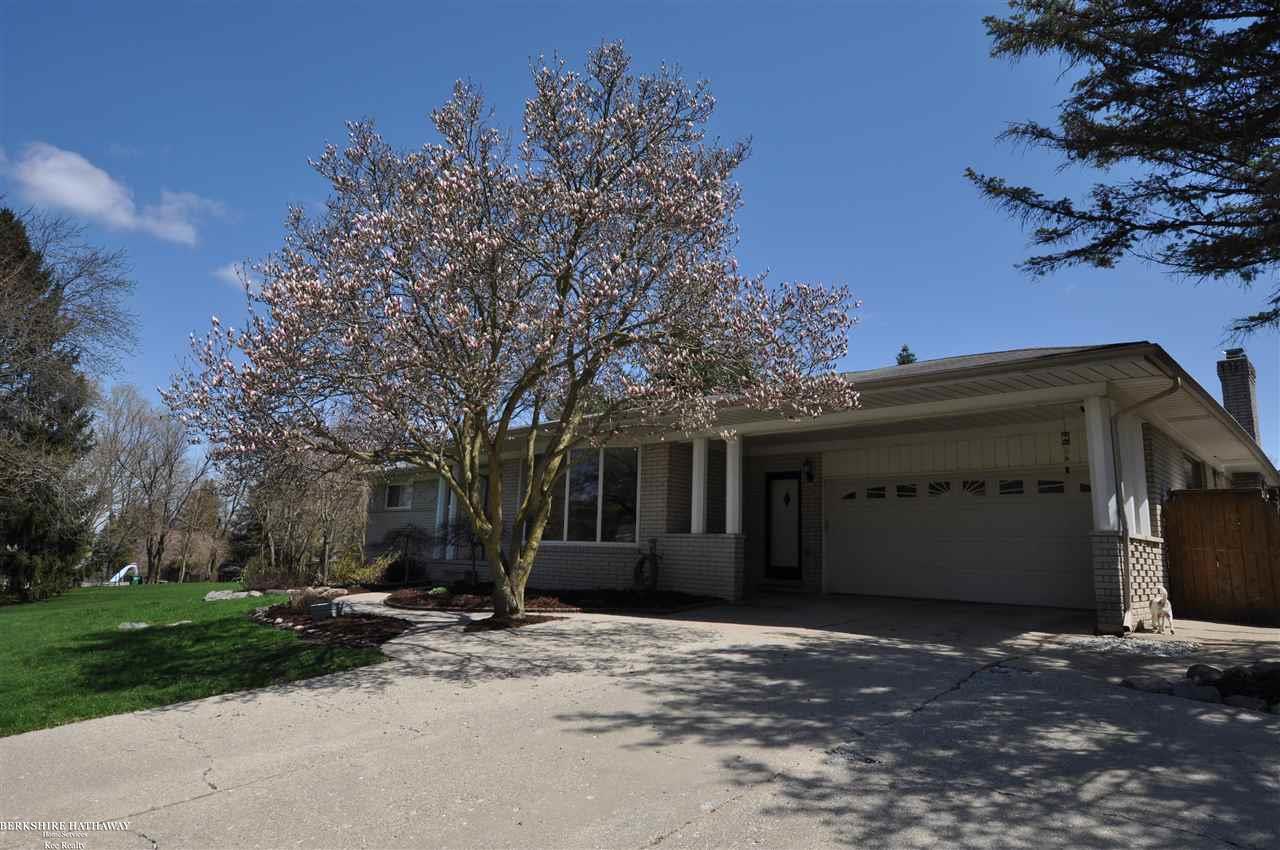 70650 Romeo Orchard Drive Romeo, MI 48065 - Photo 1 of 25 31378049.JPG