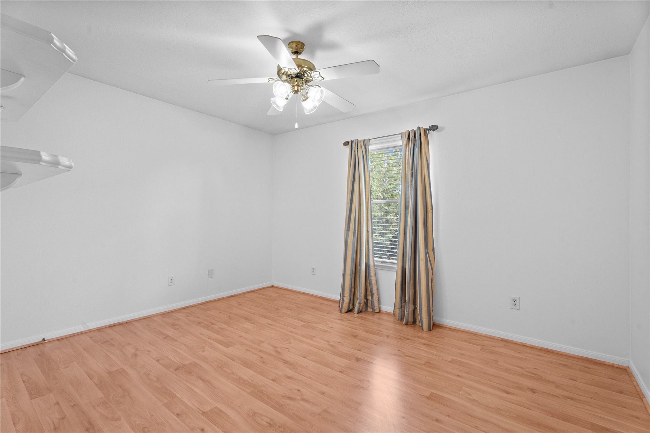 9218 Memorial Pines Way Spring, TX 77379 - Photo 19 of 28 Bedroom A