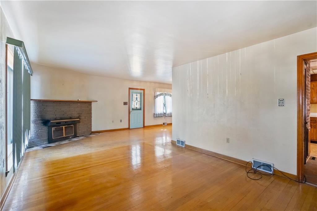 343 Locust Street Canonsburg, PA 15317 - Photo 5 of 39