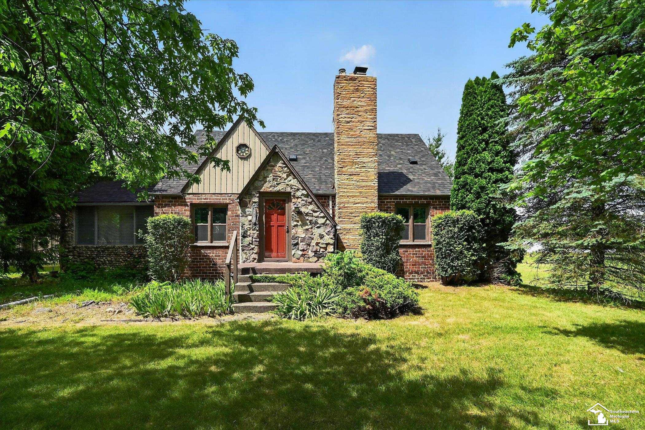 12472 South Custer Road Dundee, MI 48131 - Photo 3 of 46