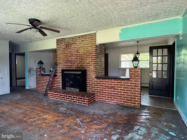 a view of an entryway