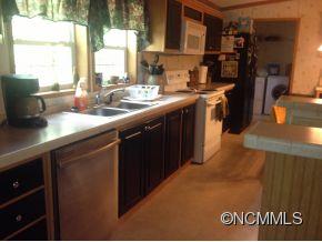 38 Johnny Marlow Road Fairview, NC 28730 - Photo 18 of 21 Gallery Image 18
