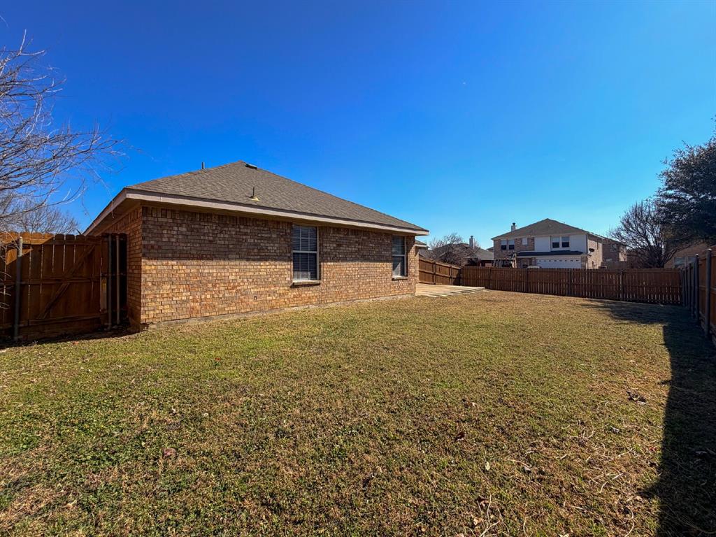 5353 Freestone Drive Grand Prairie, TX 75052 - Photo 36 of 36