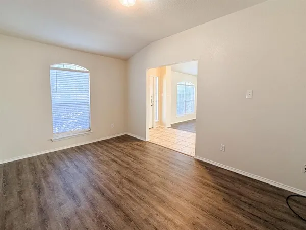 $2,495 | 5353 Freestone Drive, Grand Prairie, TX 75052