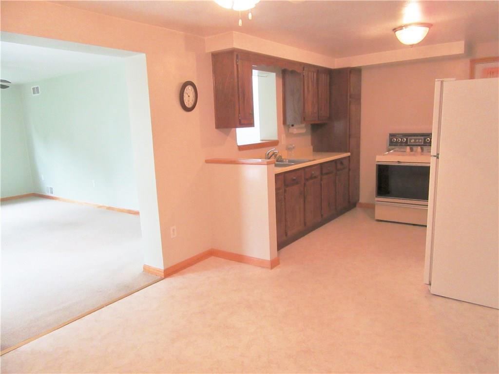 176 Florence Road New Brighton, PA 15066 - Photo 2 of 25 Gallery Image 2