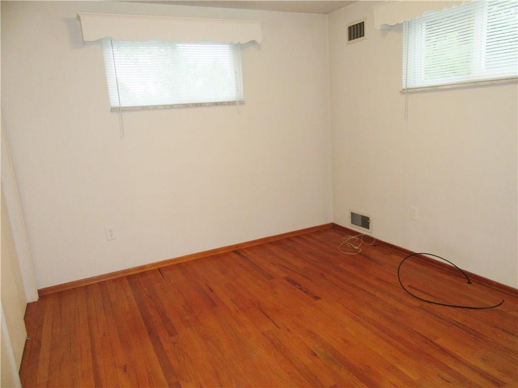 176 Florence Road New Brighton, PA 15066 - Photo 13 of 25 Gallery Image 13
