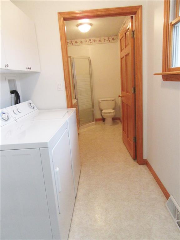 176 Florence Road New Brighton, PA 15066 - Photo 9 of 25 Gallery Image 9