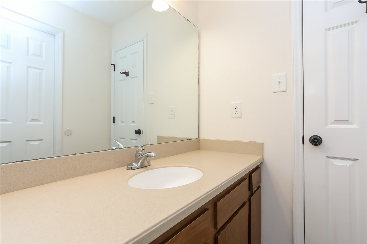 5518 Hamstead Crossing Raleigh, NC 27612 - Photo 17 of 25 Photo 17