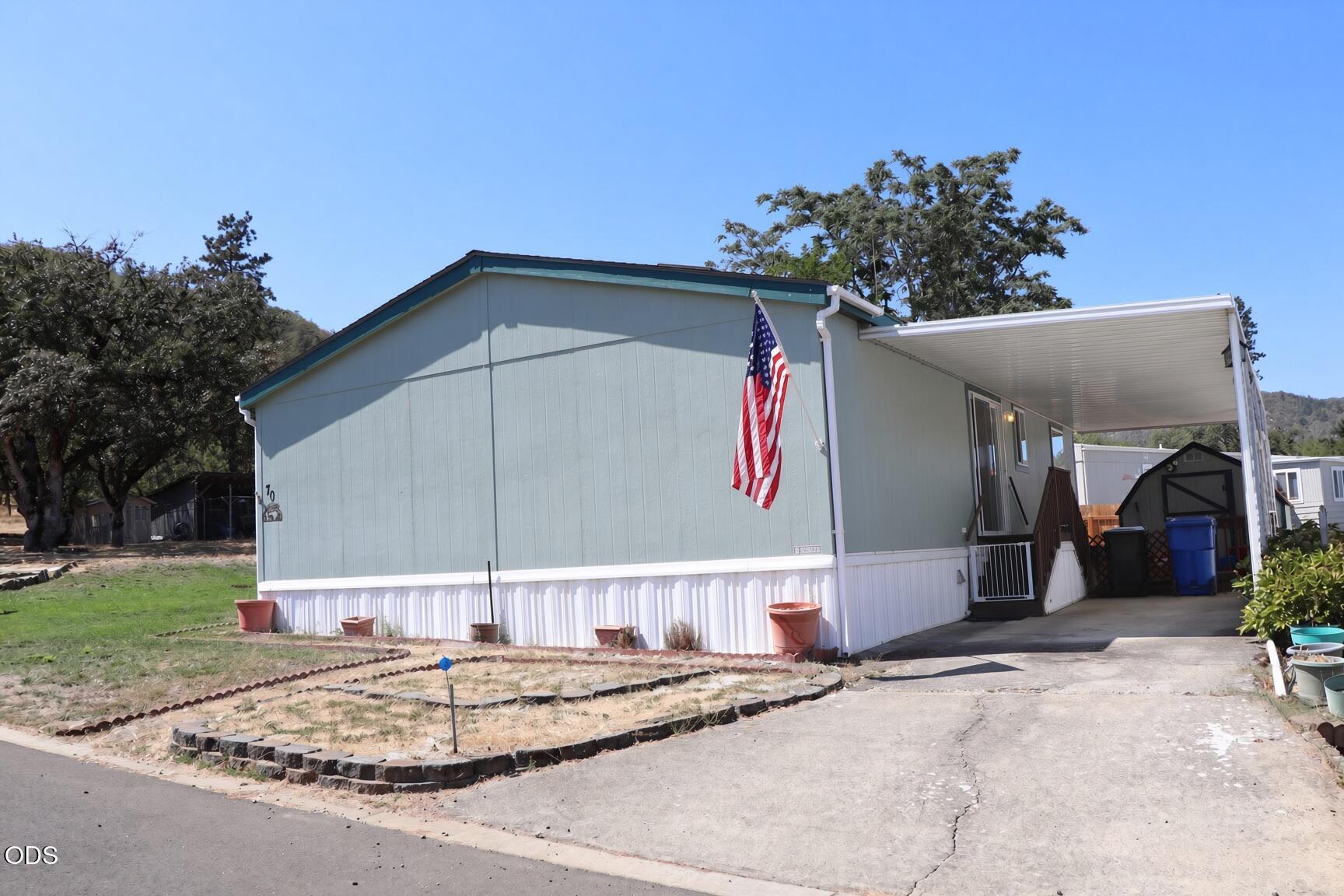 8401 Old Stage Road, Unit 70 Central Point, OR 97502 - Photo 5 of 25 Gallery Image 5