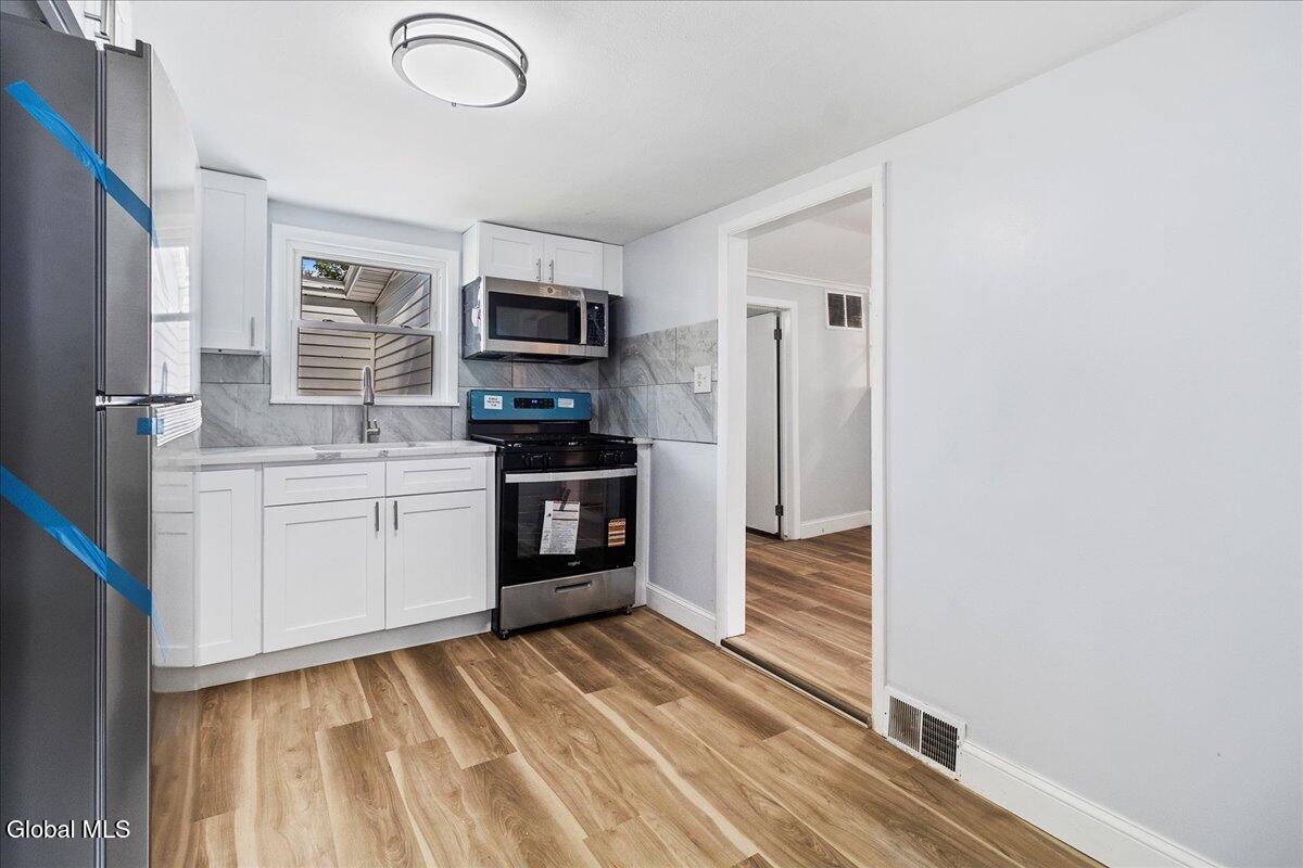 41 Virginia Avenue, Unit 1 Colonie, NY 12205 - Photo 11 of 24 03-IMG_0915