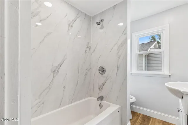 $2,000 | 41 Virginia Avenue, Unit 1, Colonie, NY 12205