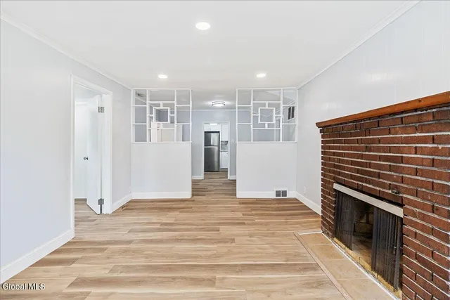 $2,000 | 41 Virginia Avenue, Unit 1, Colonie, NY 12205