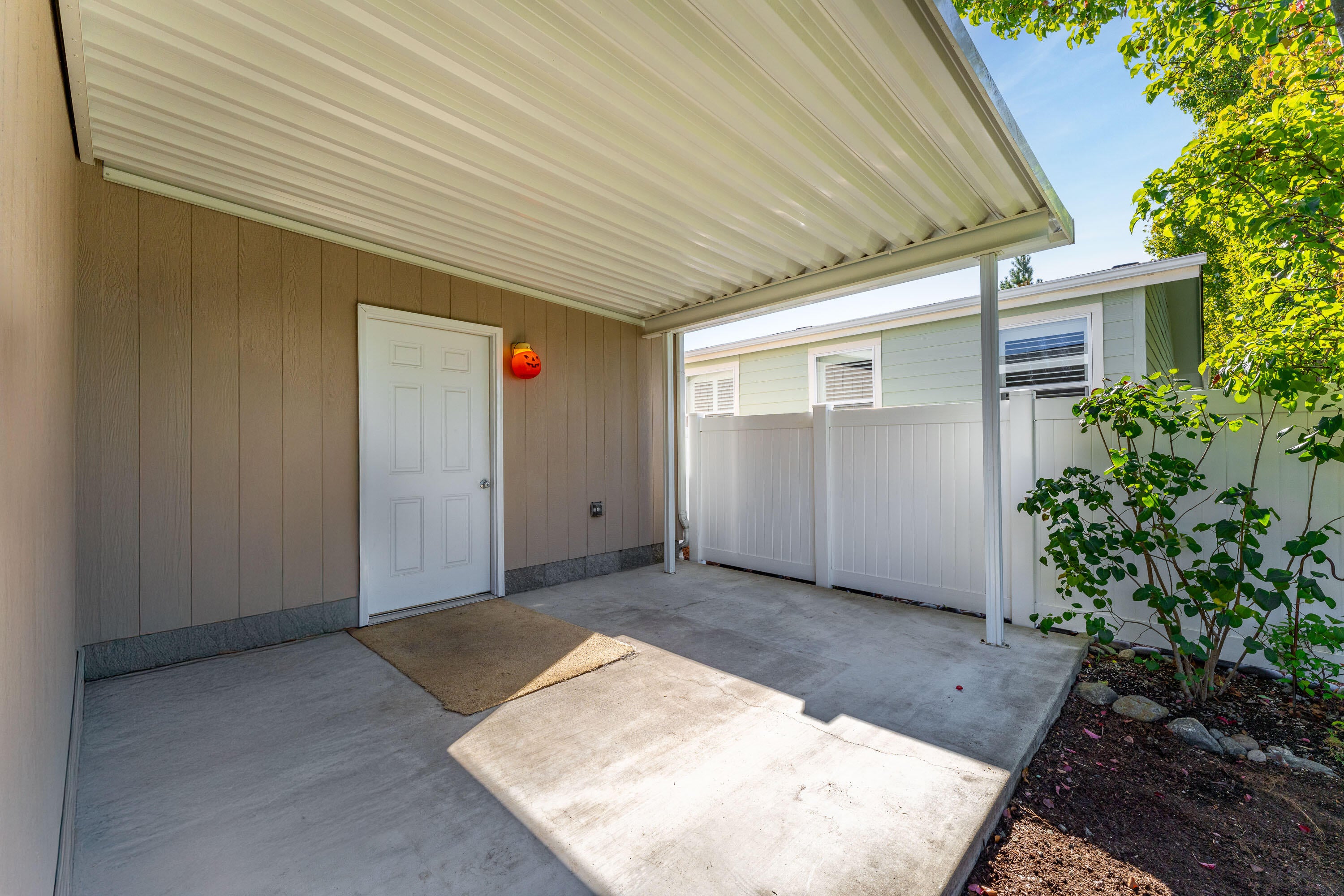 780 Kings Way Grants Pass, OR 97526 - Photo 18 of 24 EXT2 (2 of 2)