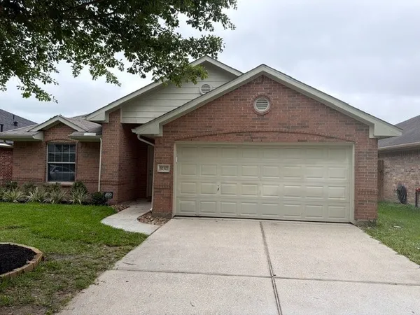 $2,600 | 32327 Cross Spring Park Lane, Conroe, TX 77385