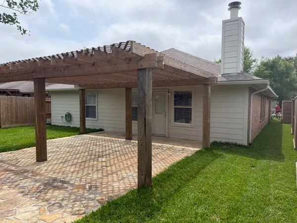 $2,600 | 32327 Cross Spring Park Lane, Conroe, TX 77385