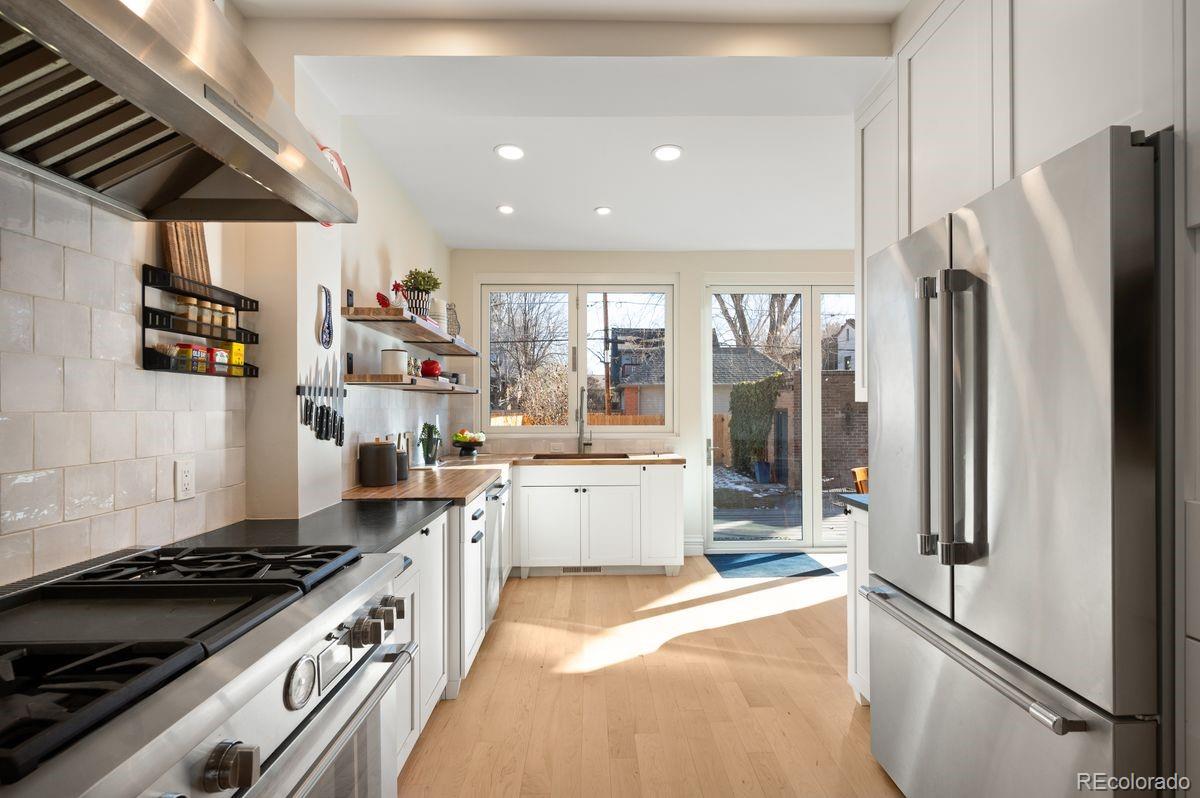 2230 Cherry Street Denver, CO 80207 - Photo 11 of 39