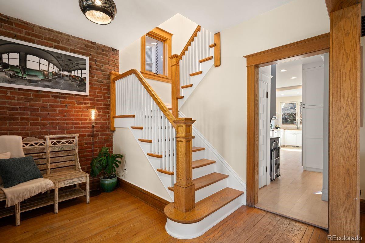 2230 Cherry Street Denver, CO 80207 - Photo 15 of 39