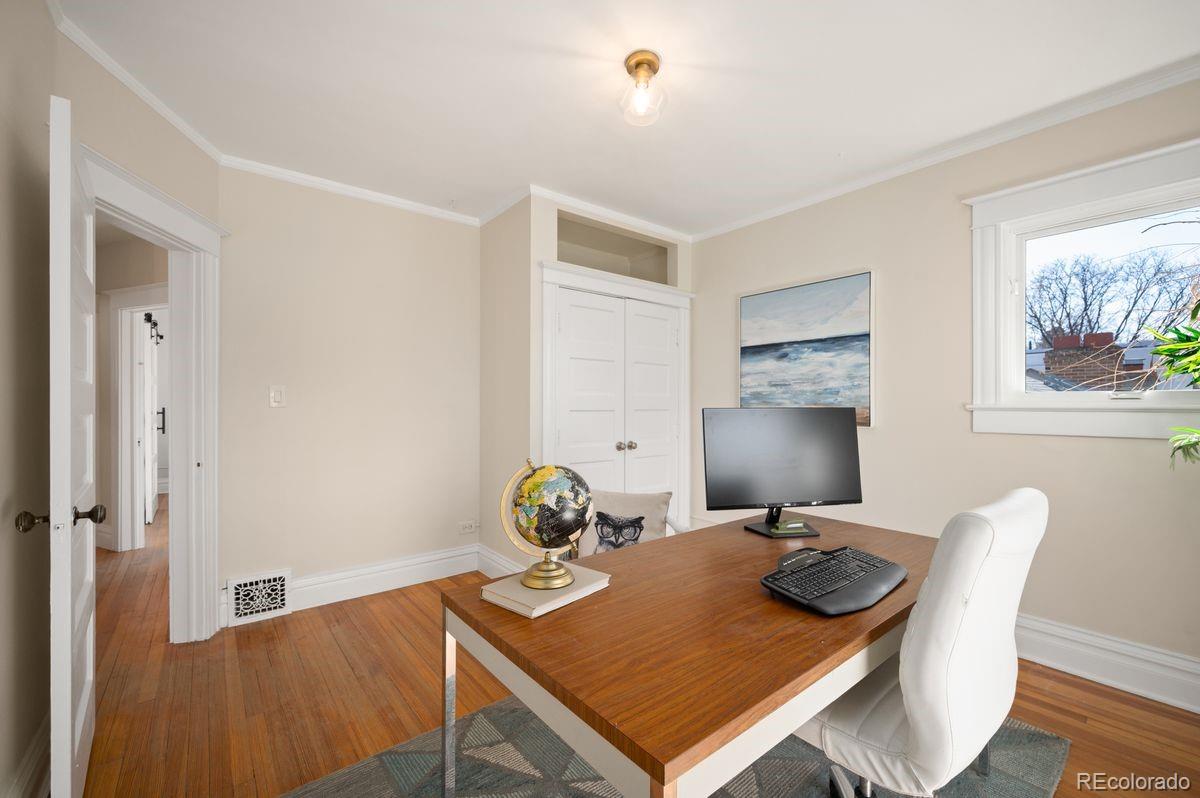 2230 Cherry Street Denver, CO 80207 - Photo 19 of 39