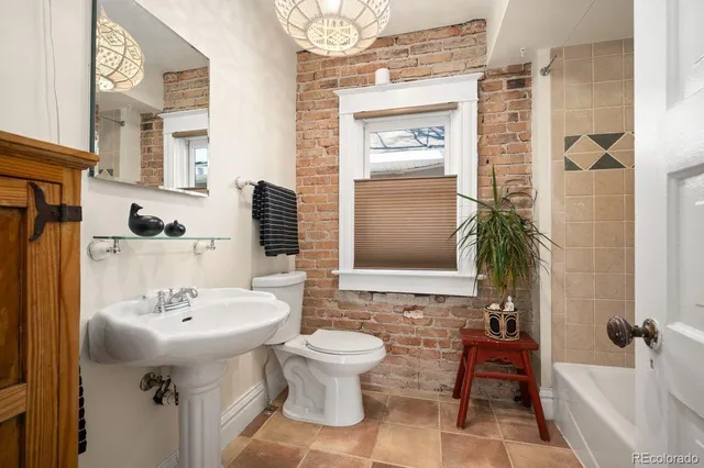 $1,300,000 | 2230 Cherry Street, Denver, CO 80207