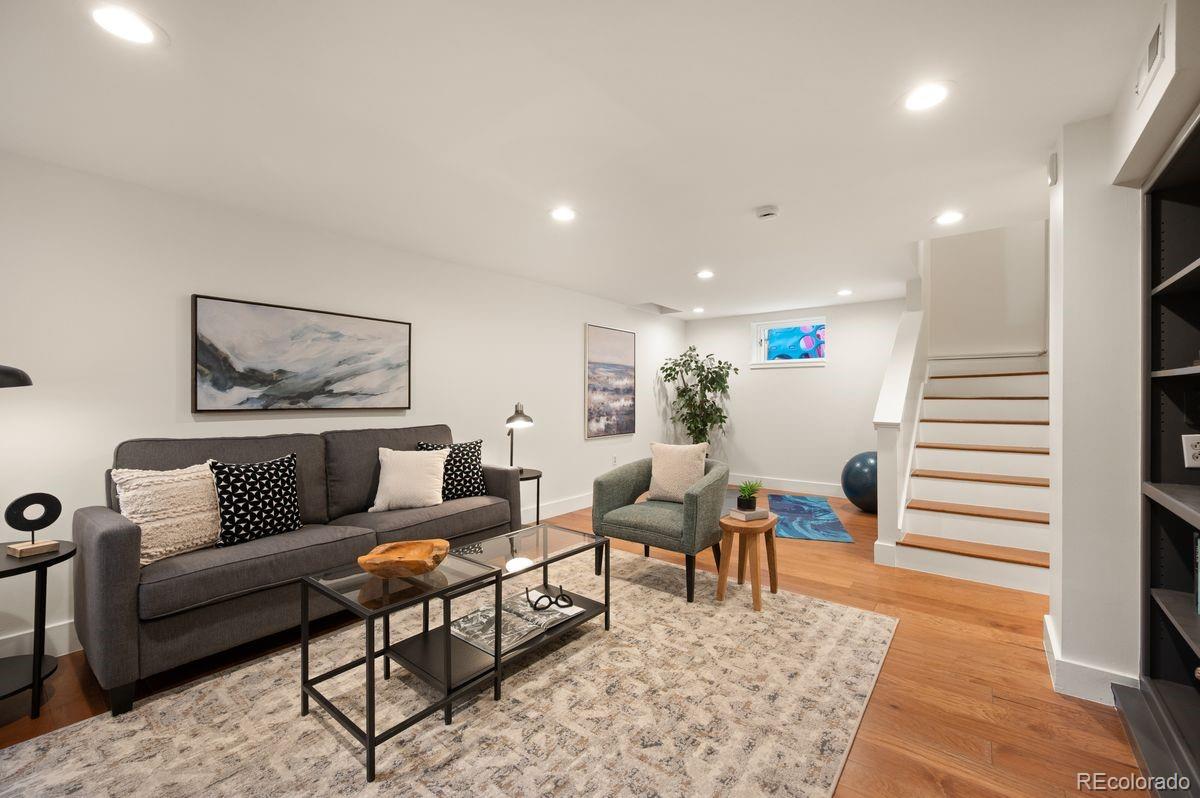 2230 Cherry Street Denver, CO 80207 - Photo 25 of 39