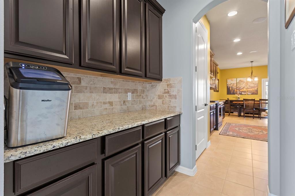 15306 Sandfield Loop Winter Garden, FL 34787 - Photo 14 of 64